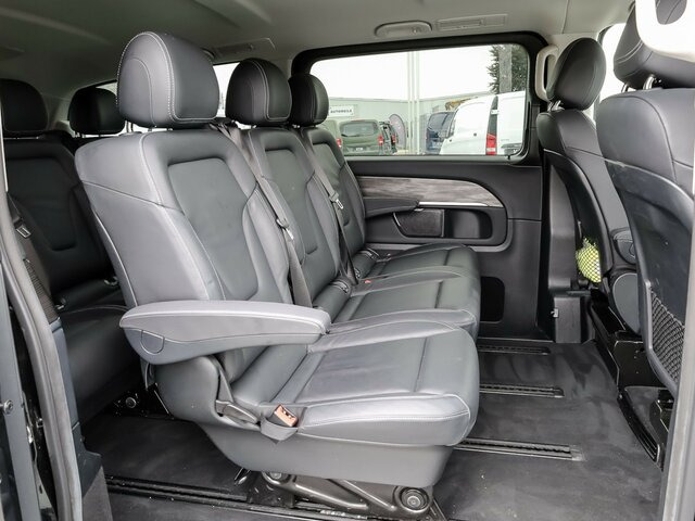 MERCEDES-BENZ V 300 Avantgarde,Extralang,2xSchiebetür el.,AHK... - Minibus, Furgão de passageiros: foto 4 MERCEDES-BENZ V 300 Avantgarde,Extralang,2xSchiebetür el.,AHK... - Minibus, Furgão de passageiros: foto 4