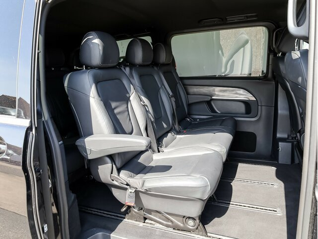MERCEDES-BENZ V 300 Avantgarde Extralang,2xSchiebetür elektr. - Furgão de passageiros: foto 5 MERCEDES-BENZ V 300 Avantgarde Extralang,2xSchiebetür elektr. - Furgão de passageiros: foto 5