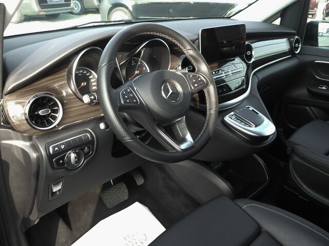 MERCEDES-BENZ V 300 Avantgarde Extralang,2xSchiebetür elektr.... - Minibus, Furgão de passageiros: foto 4 MERCEDES-BENZ V 300 Avantgarde Extralang,2xSchiebetür elektr.... - Minibus, Furgão de passageiros: foto 4