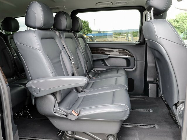 MERCEDES-BENZ V 300 Avantgarde Extralang,2xSchiebetür elektr. - Minibus, Furgão de passageiros: foto 4 MERCEDES-BENZ V 300 Avantgarde Extralang,2xSchiebetür elektr. - Minibus, Furgão de passageiros: foto 4