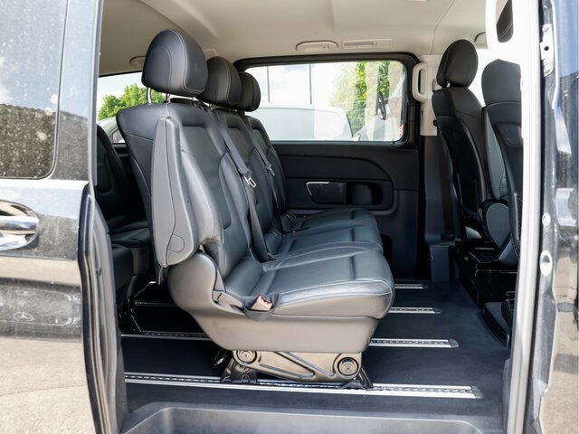 MERCEDES-BENZ V 300 Edition Extralang,2xSchiebetür el.,8Sitzer - Furgão de passageiros: foto 2 MERCEDES-BENZ V 300 Edition Extralang,2xSchiebetür el.,8Sitzer - Furgão de passageiros: foto 2