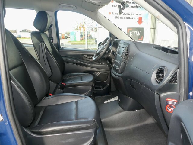 MERCEDES-BENZ Vito 114 TourerPro,Allrad,Automatik,8Sitzer - Furgão de passageiros: foto 2 MERCEDES-BENZ Vito 114 TourerPro,Allrad,Automatik,8Sitzer - Furgão de passageiros: foto 2