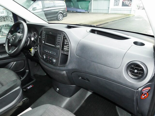 MERCEDES-BENZ Vito 114 TourerPro,Extralang,Desperados,9GTr - Minibus, Furgão de passageiros: foto 3 MERCEDES-BENZ Vito 114 TourerPro,Extralang,Desperados,9GTr - Minibus, Furgão de passageiros: foto 3