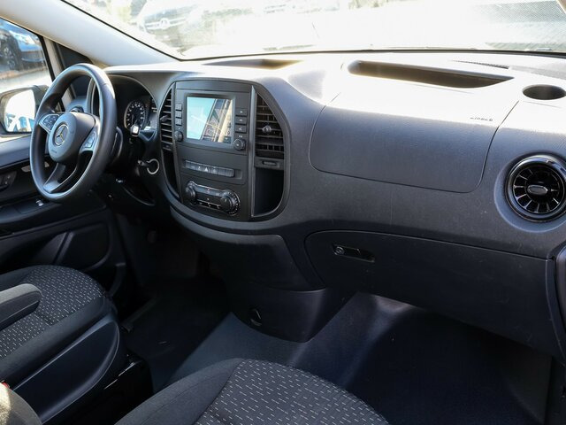 MERCEDES-BENZ Vito 114 TourerPro,lang,Automatik,8Sitze,Kamera... - Minibus, Furgão de passageiros: foto 4 MERCEDES-BENZ Vito 114 TourerPro,lang,Automatik,8Sitze,Kamera... - Minibus, Furgão de passageiros: foto 4