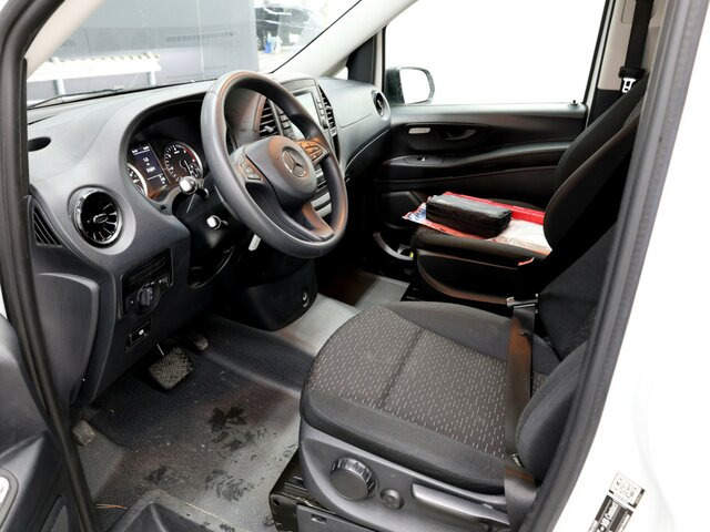 MERCEDES-BENZ Vito 114 TourerPro,lang,Automatik,8Sitze,Kamera... - Minibus, Furgão de passageiros: foto 2 MERCEDES-BENZ Vito 114 TourerPro,lang,Automatik,8Sitze,Kamera... - Minibus, Furgão de passageiros: foto 2