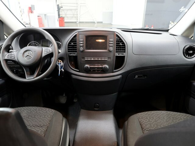 MERCEDES-BENZ Vito 114 TourerPro,lang,Automatik,8Sitze,Kamera... - Minibus, Furgão de passageiros: foto 2 MERCEDES-BENZ Vito 114 TourerPro,lang,Automatik,8Sitze,Kamera... - Minibus, Furgão de passageiros: foto 2