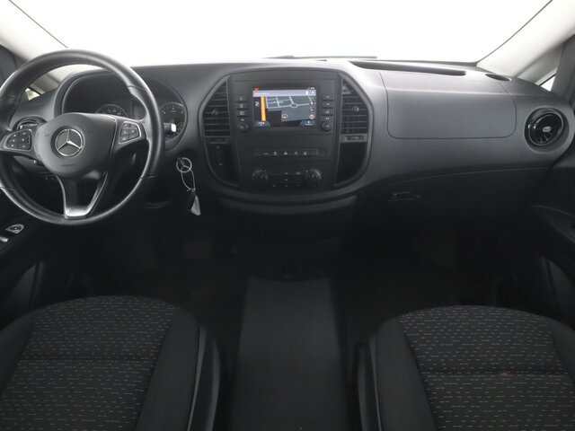 MERCEDES-BENZ Vito 114 TourerPro,lang,Automatik,8Sitze,Kamera... - Minibus, Furgão de passageiros: foto 2 MERCEDES-BENZ Vito 114 TourerPro,lang,Automatik,8Sitze,Kamera... - Minibus, Furgão de passageiros: foto 2