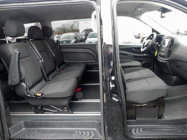 MERCEDES-BENZ Vito 116CDI lang,TourerPro,2Klima,9Sitze,Kamera - Minibus, Furgão de passageiros: foto 2 MERCEDES-BENZ Vito 116CDI lang,TourerPro,2Klima,9Sitze,Kamera - Minibus, Furgão de passageiros: foto 2