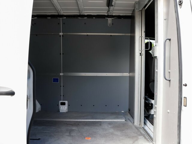 MERCEDES-BENZ eSprinter 312 Kasten FWD,3.924mm Radstand - Furgão, Carrinha elétrica: foto 2 MERCEDES-BENZ eSprinter 312 Kasten FWD,3.924mm Radstand - Furgão, Carrinha elétrica: foto 2