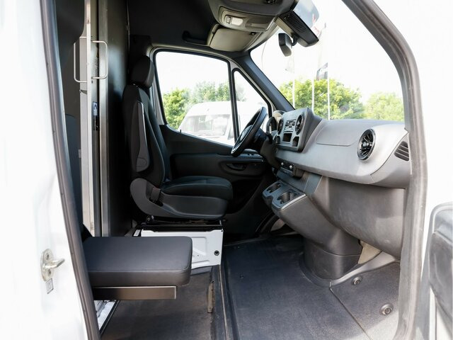 MERCEDES-BENZ eSprinter 312 Kasten FWD,3.924mm Radstand - Furgão, Carrinha elétrica: foto 3 MERCEDES-BENZ eSprinter 312 Kasten FWD,3.924mm Radstand - Furgão, Carrinha elétrica: foto 3