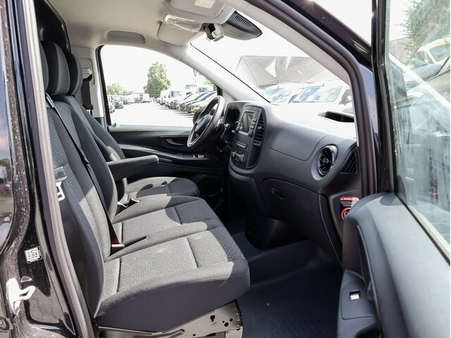 MERCEDES-BENZ eVito 111 KA,lang,Rückfahrkamera,Klima - Furgão compacto, Carrinha elétrica: foto 3 MERCEDES-BENZ eVito 111 KA,lang,Rückfahrkamera,Klima - Furgão compacto, Carrinha elétrica: foto 3