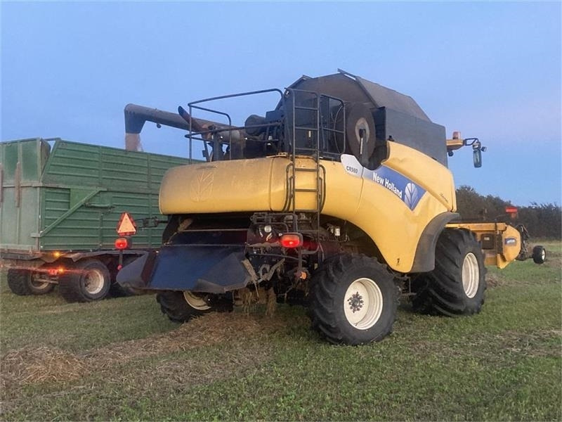 New Holland CR 980 1050er hjul og 30Fod 4 hjulstræk - Ceifeira debulhadora: foto 5 New Holland CR 980 1050er hjul og 30Fod 4 hjulstræk - Ceifeira debulhadora: foto 5
