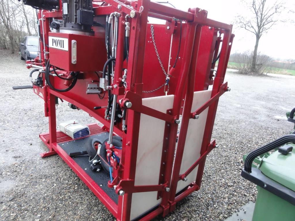 Pomi Klovbeskæringsboks / hoof trimming box - Equipamento de gado: foto 4 Pomi Klovbeskæringsboks / hoof trimming box - Equipamento de gado: foto 4