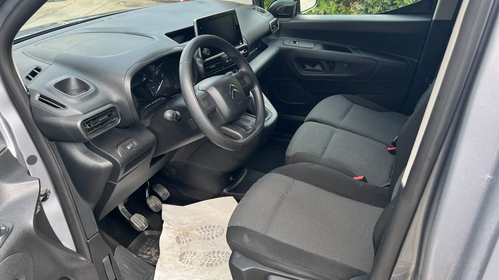 Carrinha de contentor Citroën Berlingo 1.5 Blue HDI, Kasten, 8 Reifen, Klima: foto 16