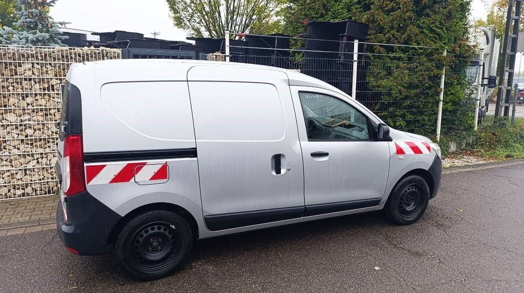 Dacia Dokker Transporter, Kastenwagen mit Schubladen  - Furgão compacto: foto 5 Dacia Dokker Transporter, Kastenwagen mit Schubladen  - Furgão compacto: foto 5