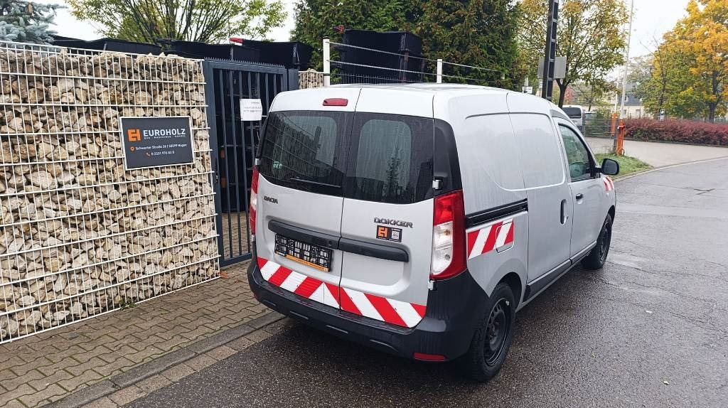 Dacia Dokker Transporter, Kastenwagen mit Schubladen  - Furgão compacto: foto 3 Dacia Dokker Transporter, Kastenwagen mit Schubladen  - Furgão compacto: foto 3
