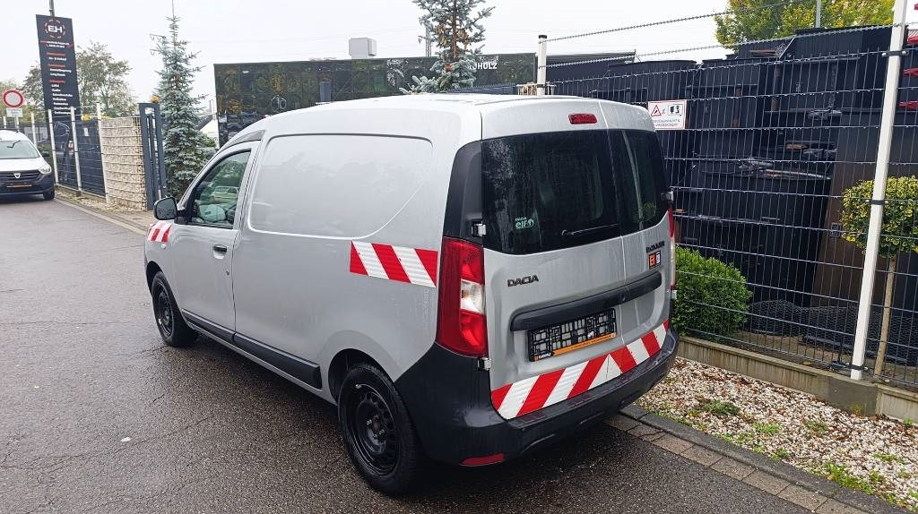 Furgão compacto Dacia Dokker Transporter, Kastenwagen mit Schubladen: foto 30 Furgão compacto Dacia Dokker Transporter, Kastenwagen mit Schubladen: foto 30