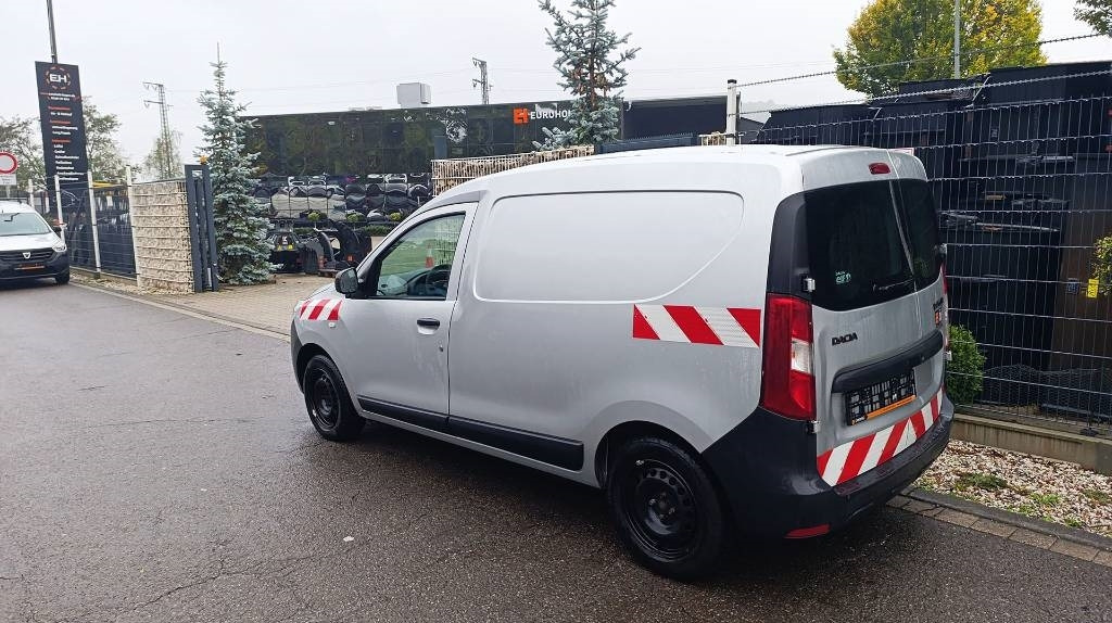 Furgão compacto Dacia Dokker Transporter, Kastenwagen mit Schubladen: foto 29 Furgão compacto Dacia Dokker Transporter, Kastenwagen mit Schubladen: foto 29