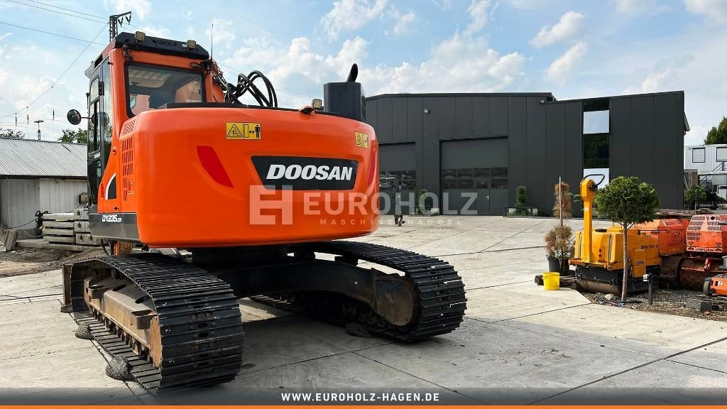 Escavadora de rastos Doosan Kettenbagger DX 235 LCR-5, hyd. SW OilQuick 70-55: foto 17 Escavadora de rastos Doosan Kettenbagger DX 235 LCR-5, hyd. SW OilQuick 70-55: foto 17