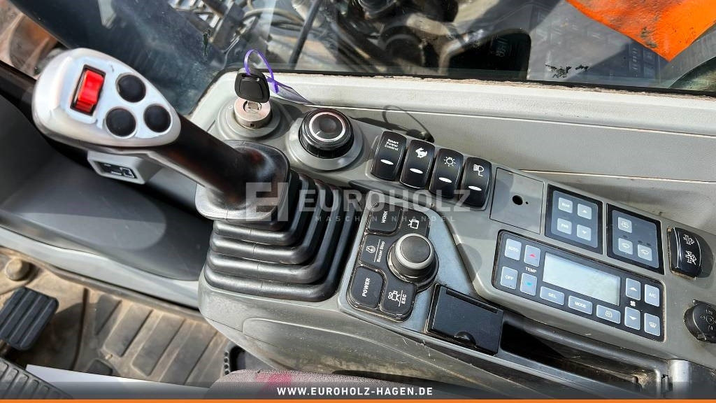 Escavadora de rastos Doosan Kettenbagger DX 235 LCR-5, hyd. SW OilQuick 70-55: foto 21 Escavadora de rastos Doosan Kettenbagger DX 235 LCR-5, hyd. SW OilQuick 70-55: foto 21