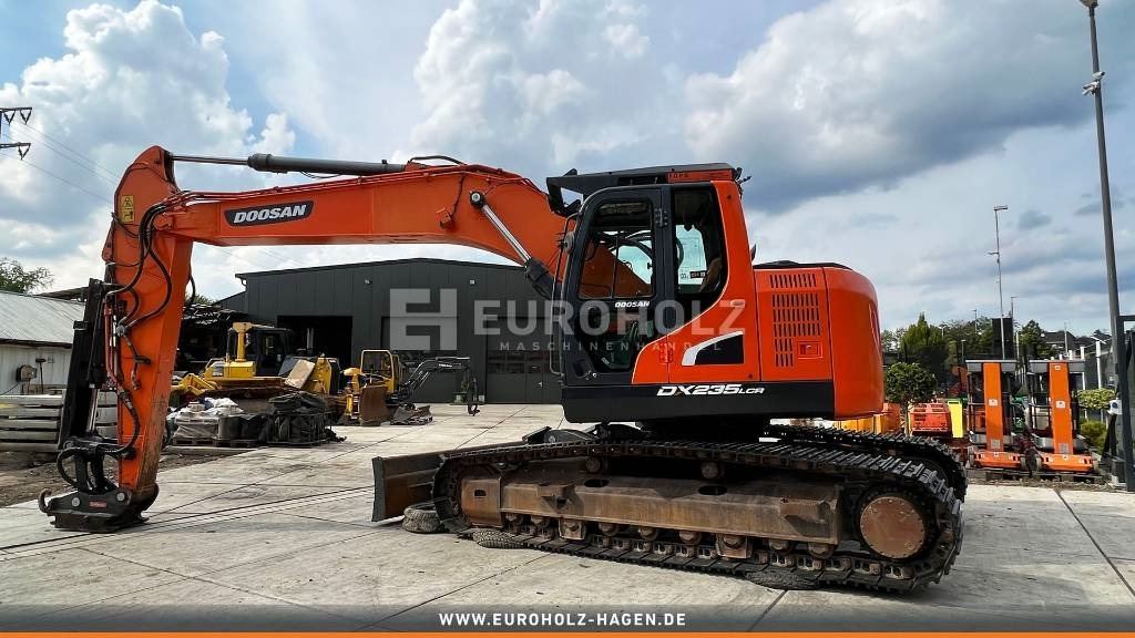 Escavadora de rastos Doosan Kettenbagger DX 235 LCR-5, hyd. SW OilQuick 70-55: foto 7 Escavadora de rastos Doosan Kettenbagger DX 235 LCR-5, hyd. SW OilQuick 70-55: foto 7