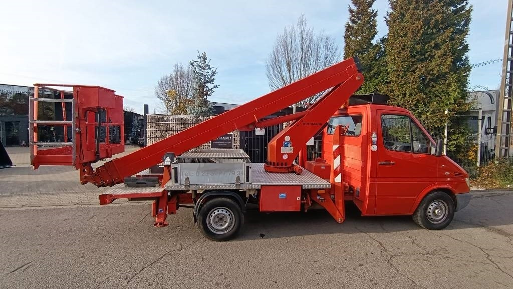 Mercedes-Benz Sprinter 311 Hubarbeitsbühne 22 m Ruthmann TB 220 - Caminhão com plataforma aérea: foto 3 Mercedes-Benz Sprinter 311 Hubarbeitsbühne 22 m Ruthmann TB 220 - Caminhão com plataforma aérea: foto 3