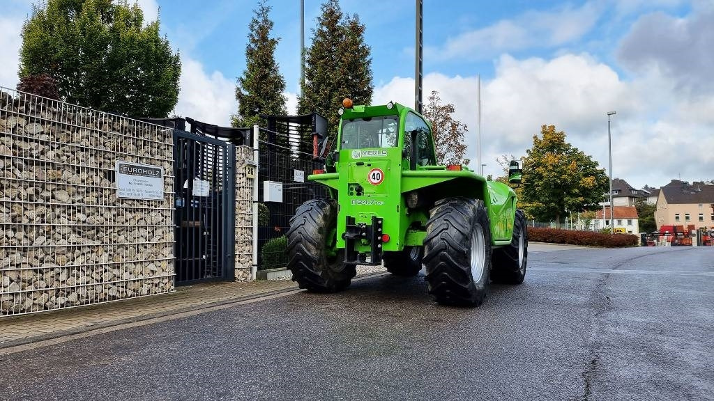 Merlo Radlader P34.7 Turbo 4x4, Allrad, Hubhöhe 7 m - Pá carregadora de rodas: foto 1 Merlo Radlader P34.7 Turbo 4x4, Allrad, Hubhöhe 7 m - Pá carregadora de rodas: foto 1