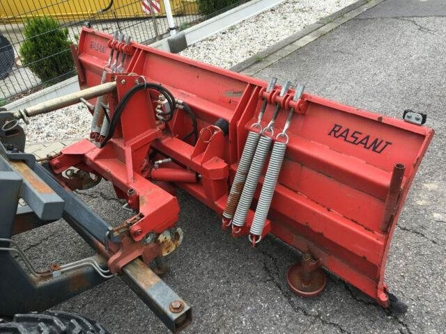 Rasant KT 9045 Kombi Trak Winterdienst Frontlad - Veículo limpa-neves: foto 5 Rasant KT 9045 Kombi Trak Winterdienst Frontlad - Veículo limpa-neves: foto 5