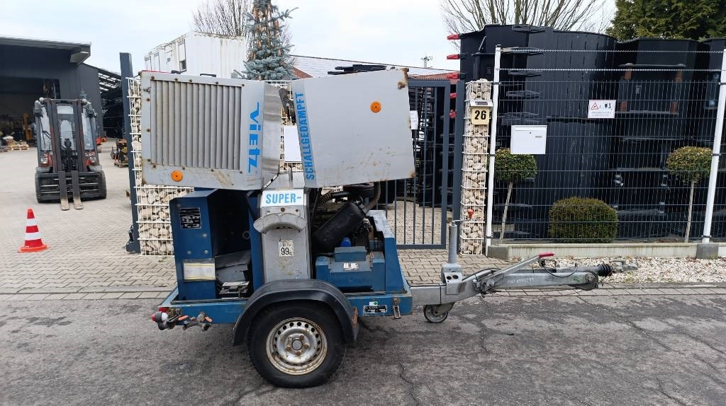 Vietz Baukompressor Arcobil 1, Stromaggregat Deutz-Motor - Compressor de ar: foto 4 Vietz Baukompressor Arcobil 1, Stromaggregat Deutz-Motor - Compressor de ar: foto 4