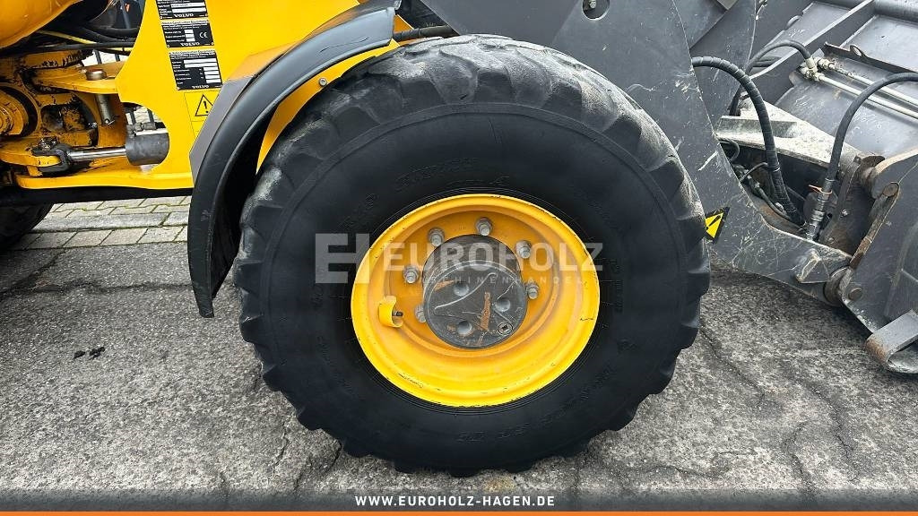 Pá carregadora de rodas Volvo L 28 F, Radlader, hydr. Schnellwechsler, Schaufel: foto 6