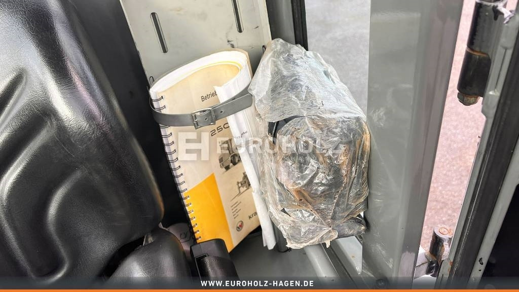 Mini escavadeira Yanmar Minibagger Vio 25-4 mit Schnellwechsler MS03: foto 18 Mini escavadeira Yanmar Minibagger Vio 25-4 mit Schnellwechsler MS03: foto 18