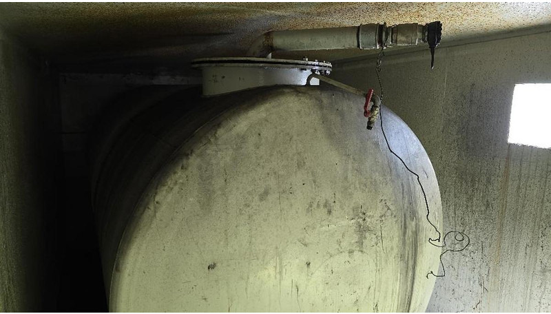 Depósito de armazenamento Big Hakenliftcontainer mit 5000 l Tank: foto 13