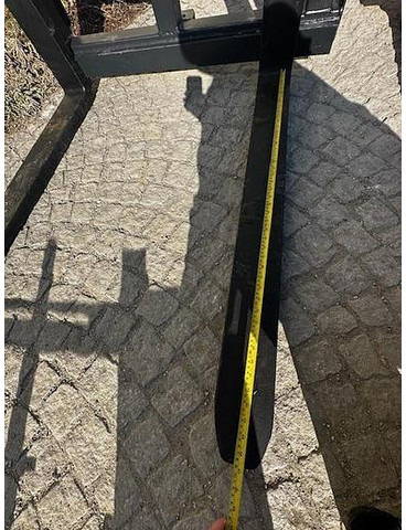 Big Palettengabel 3,5 t mit Merlo Aufnahme 120 cm FEM 3 Träggerahmen - Garfos para Equipamento de movimentação: foto 5 Big Palettengabel 3,5 t mit Merlo Aufnahme 120 cm FEM 3 Träggerahmen - Garfos para Equipamento de movimentação: foto 5
