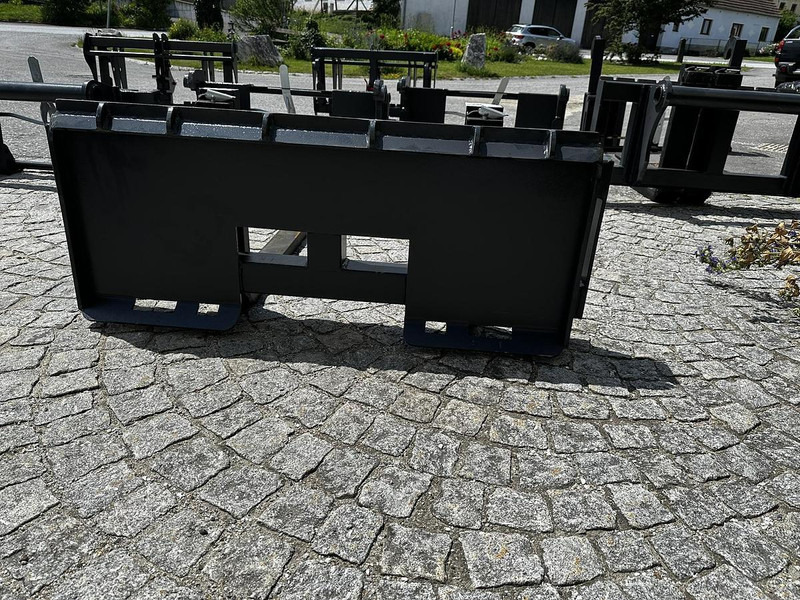 Big Palettengabel mit Bobcat 114cm Aufnahme - Garfos para Equipamento de movimentação: foto 3 Big Palettengabel mit Bobcat 114cm Aufnahme - Garfos para Equipamento de movimentação: foto 3