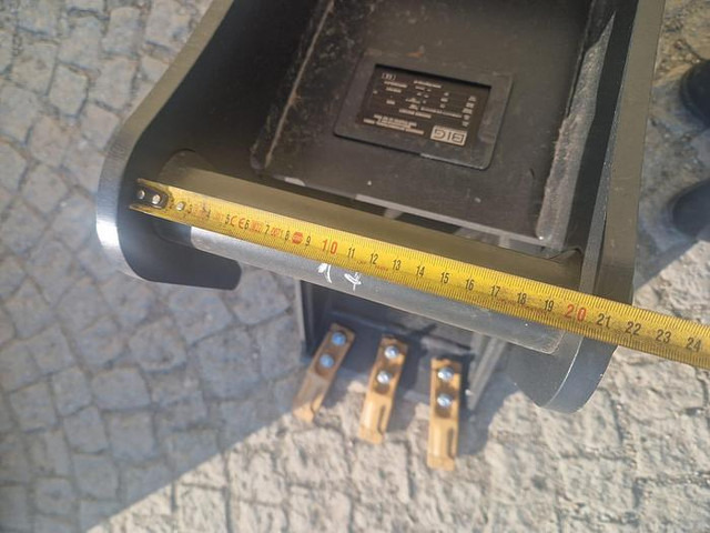 Big Tieflöffel 30 cm mit Lehnhoff MS03 Symblock Aufnahme - Balde: foto 4 Big Tieflöffel 30 cm mit Lehnhoff MS03 Symblock Aufnahme - Balde: foto 4