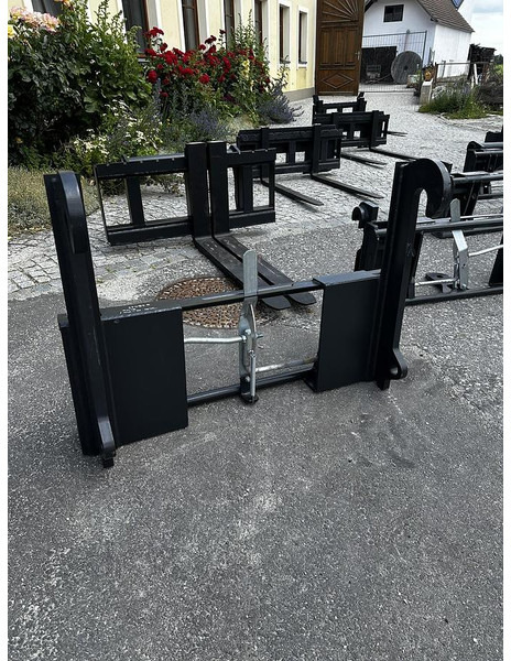 Big Adapter JCB Q-Fit passend zu Euro Aufnahme - Equipamento: foto 1 Big Adapter JCB Q-Fit passend zu Euro Aufnahme - Equipamento: foto 1
