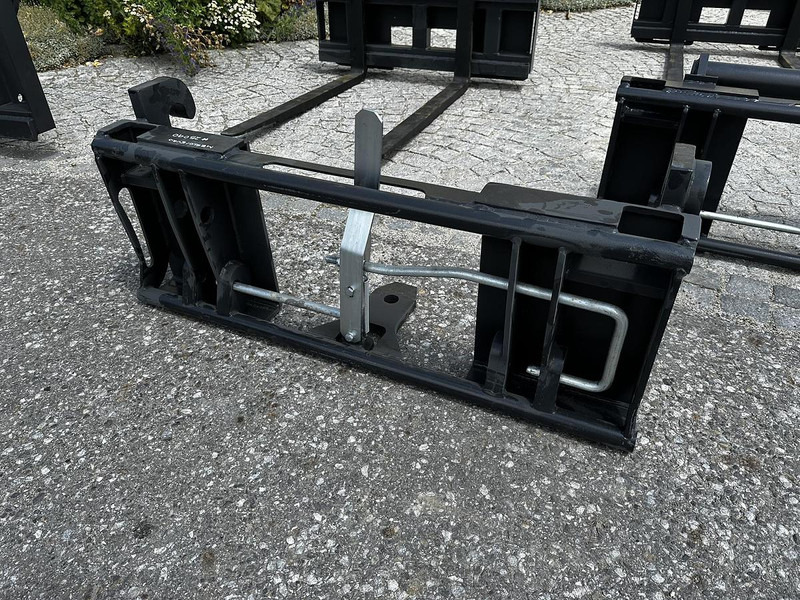 Big Adapter Merlo passend zu Euro Aufnahme - Equipamento: foto 1 Big Adapter Merlo passend zu Euro Aufnahme - Equipamento: foto 1