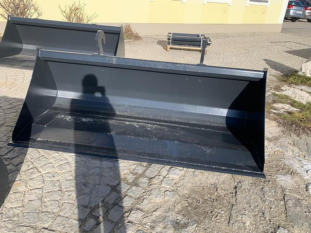 Big Schwergutschaufel 220 cm mit JCB Q fit Aufnahme - Equipamento: foto 1 Big Schwergutschaufel 220 cm mit JCB Q fit Aufnahme - Equipamento: foto 1