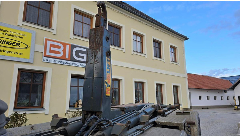 HYVA Hakenlift mit Knick - Teleskoparm - Reboque ampliroll/ Multibenne: foto 4 HYVA Hakenlift mit Knick - Teleskoparm - Reboque ampliroll/ Multibenne: foto 4