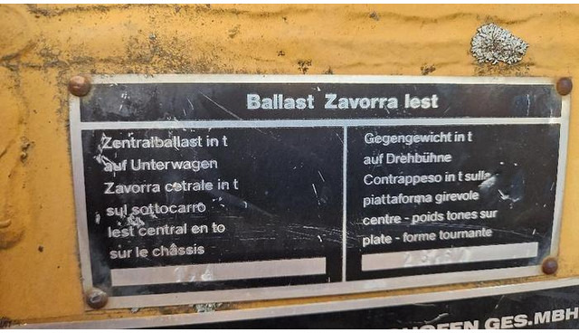 Grua automontante Liebherr 35K Schnellbaukran: foto 8