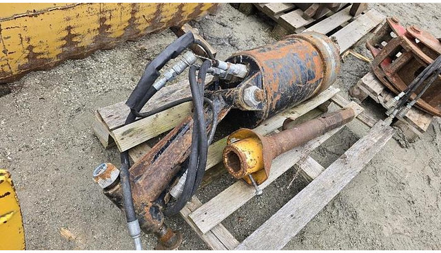 Erdbohrer passend zu 8 - 22 t Bagger - Máquina de construção: foto 1 Erdbohrer passend zu 8 - 22 t Bagger - Máquina de construção: foto 1