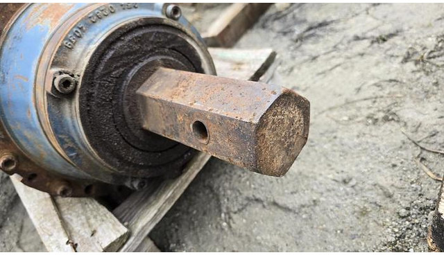 Erdbohrer passend zu 8 - 22 t Bagger - Máquina de construção: foto 5 Erdbohrer passend zu 8 - 22 t Bagger - Máquina de construção: foto 5