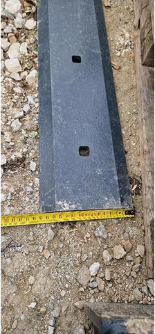 Sonarol Hardox Unterschraub-/Wendemesser passend zu Sonarol 220 cm Schaufel - Máquina de construção: foto 2 Sonarol Hardox Unterschraub-/Wendemesser passend zu Sonarol 220 cm Schaufel - Máquina de construção: foto 2