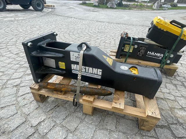 Mustang HM100 Hydraulikhammer - Martelo hidráulico: foto 3 Mustang HM100 Hydraulikhammer - Martelo hidráulico: foto 3