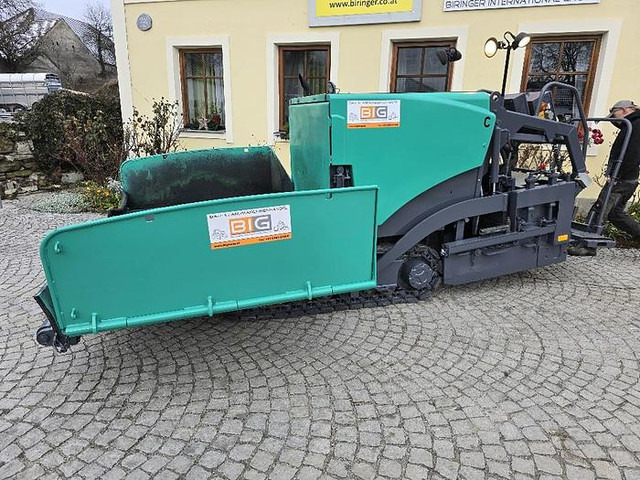 Vögele Super 800 Asphaltfertiger - Máquina de asfalto: foto 1 Vögele Super 800 Asphaltfertiger - Máquina de asfalto: foto 1
