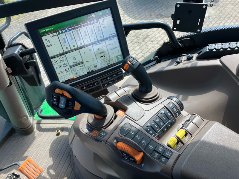 John Deere 6R250 mit FKH/ FZW/ CommandPro - Trator: foto 4 John Deere 6R250 mit FKH/ FZW/ CommandPro - Trator: foto 4