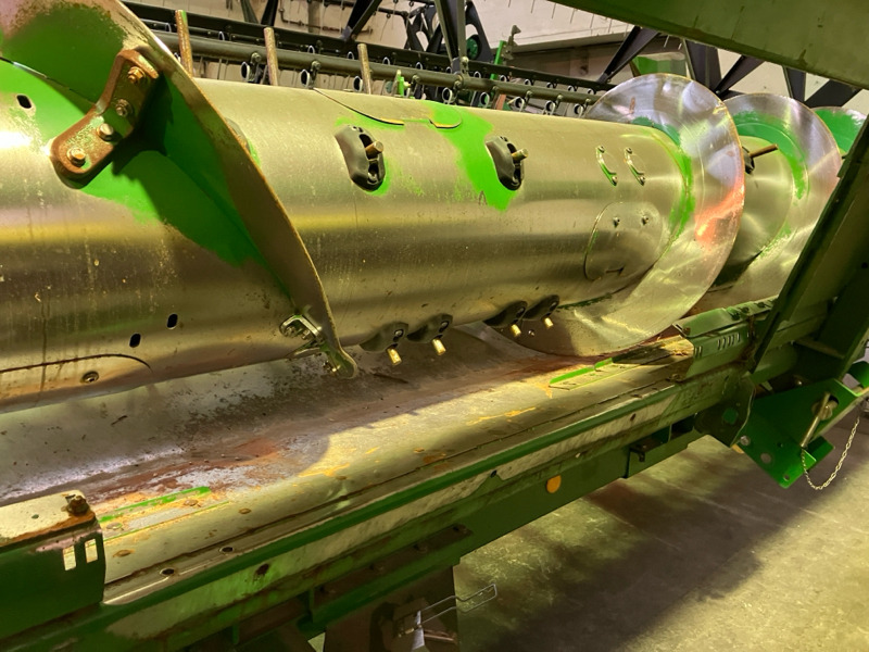 John Deere T560 mit 622R Schneidwerk - Ceifeira debulhadora: foto 4 John Deere T560 mit 622R Schneidwerk - Ceifeira debulhadora: foto 4