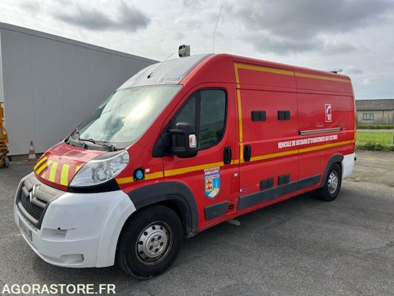 1 / CITROEN JUMPER / BD 340 LD / VSAV - AMBULANCE / 15 ans - Furgão: foto 2 1 / CITROEN JUMPER / BD 340 LD / VSAV - AMBULANCE / 15 ans - Furgão: foto 2