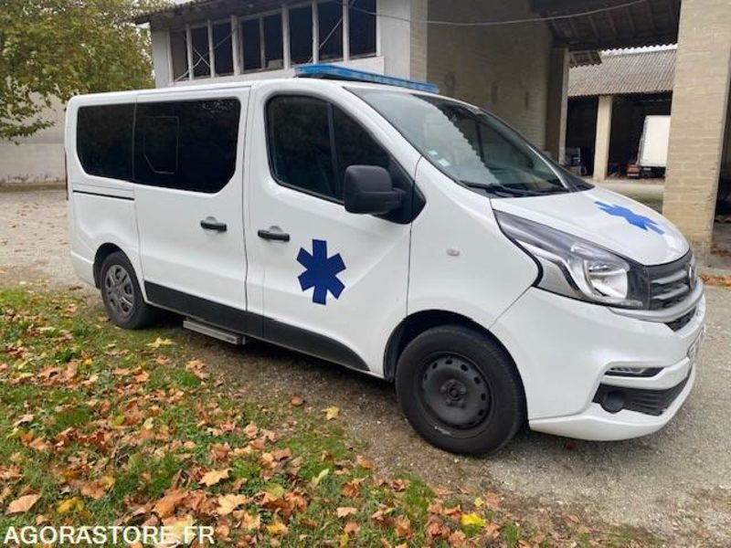 AMBULANCE FIAT TALENTO L1H1 120 CV - 2019 - 121 000km - Ambulância: foto 2 AMBULANCE FIAT TALENTO L1H1 120 CV - 2019 - 121 000km - Ambulância: foto 2