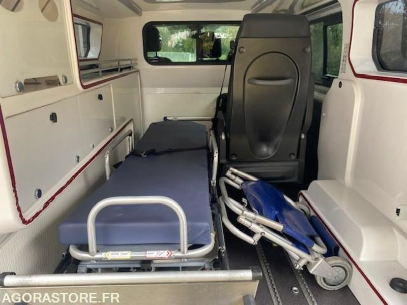 AMBULANCE FIAT TALENTO L1H1 120 CV - 2019 - 121 000km - Ambulância: foto 3 AMBULANCE FIAT TALENTO L1H1 120 CV - 2019 - 121 000km - Ambulância: foto 3